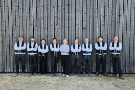 team2.jpg